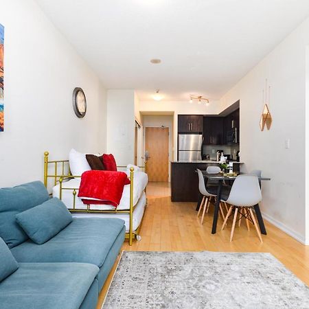 Downtown Toronto Condo Mins From Scotiabank Arena, Tiff, Cn Tower, Union, Mtcc Екстер'єр фото