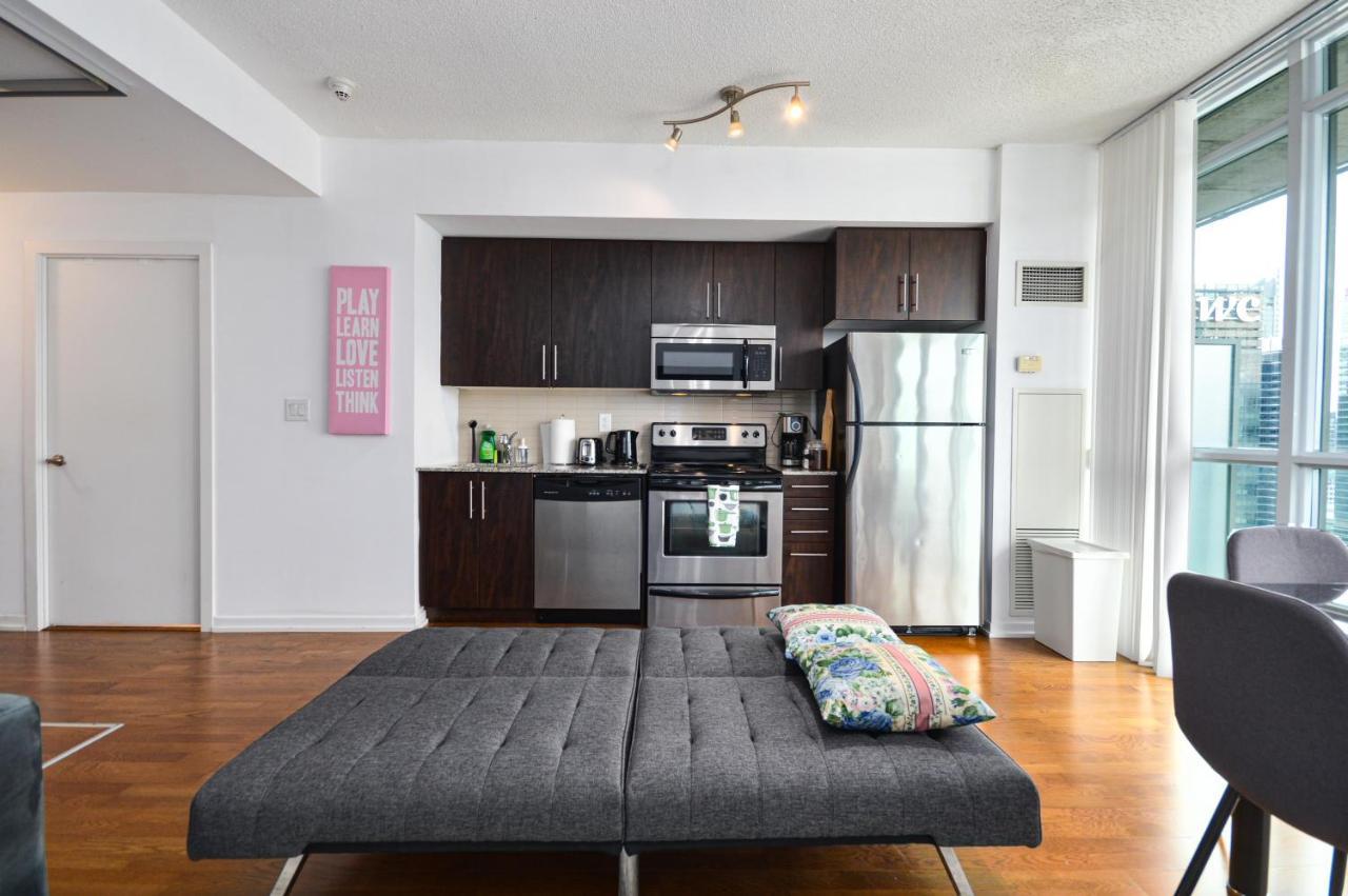 Downtown Toronto Condo Mins From Scotiabank Arena, Tiff, Cn Tower, Union, Mtcc Екстер'єр фото