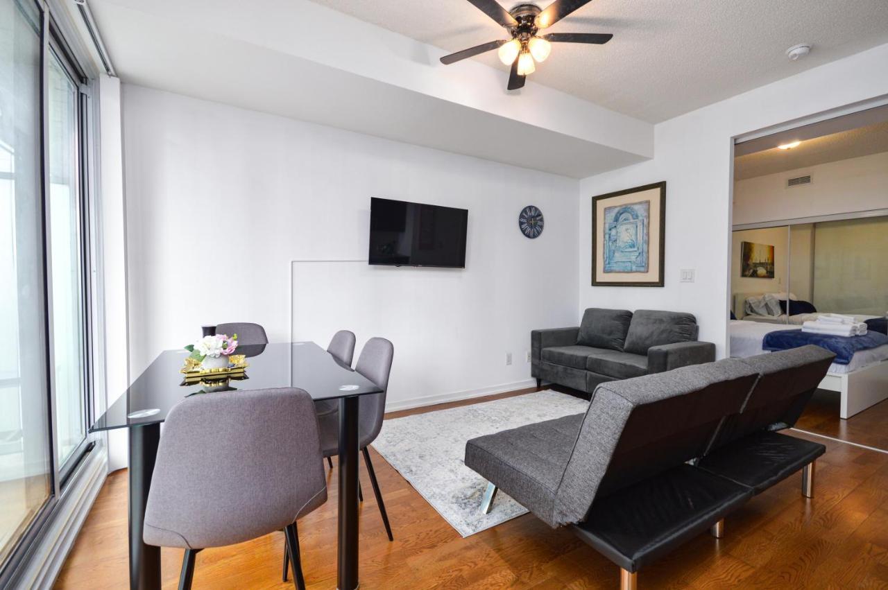 Downtown Toronto Condo Mins From Scotiabank Arena, Tiff, Cn Tower, Union, Mtcc Екстер'єр фото