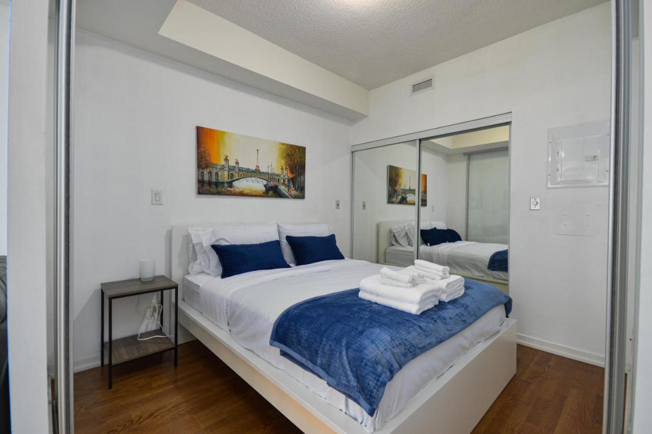 Downtown Toronto Condo Mins From Scotiabank Arena, Tiff, Cn Tower, Union, Mtcc Екстер'єр фото